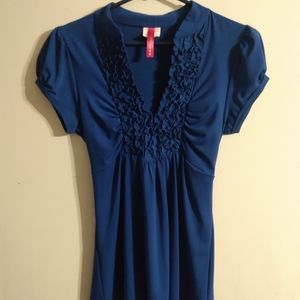 Heart Soul,Cobal Blue Ruffle V-Neck Sz L fits Like a Medium.